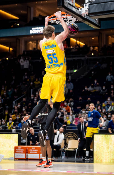 术方面进行 术方面进行