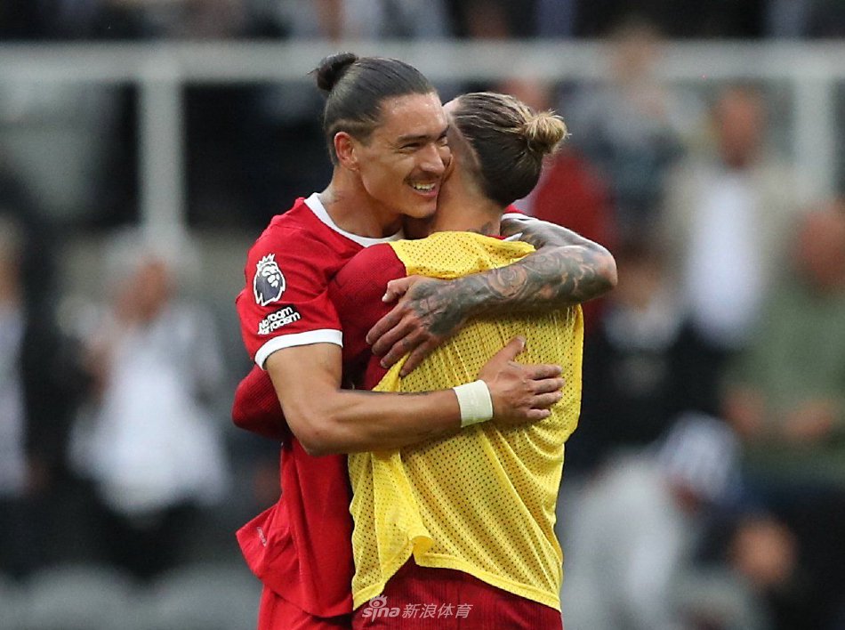 交易屡见不 交易屡见不